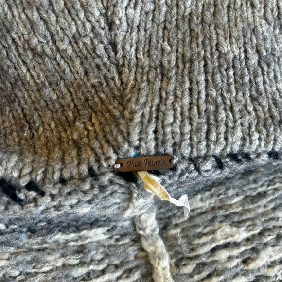 Free People Cozy Button Cardigan Sweater Size S - Picture 5 of 6